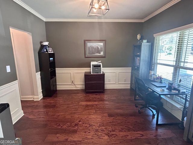 35 Seabiscuit Court, Newnan, GA 30263