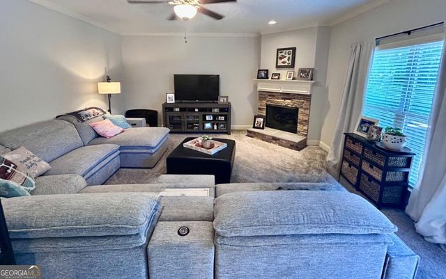 35 Seabiscuit Court, Newnan, GA 30263