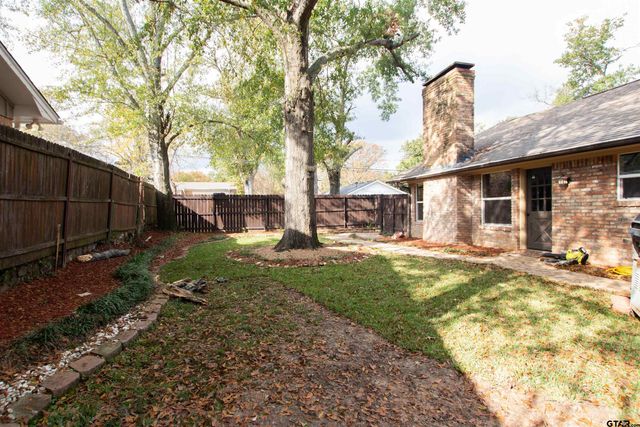 640 Beechwood Dr, Tyler, TX 75701