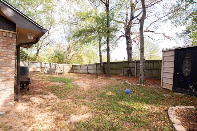 640 Beechwood Dr, Tyler, TX 75701