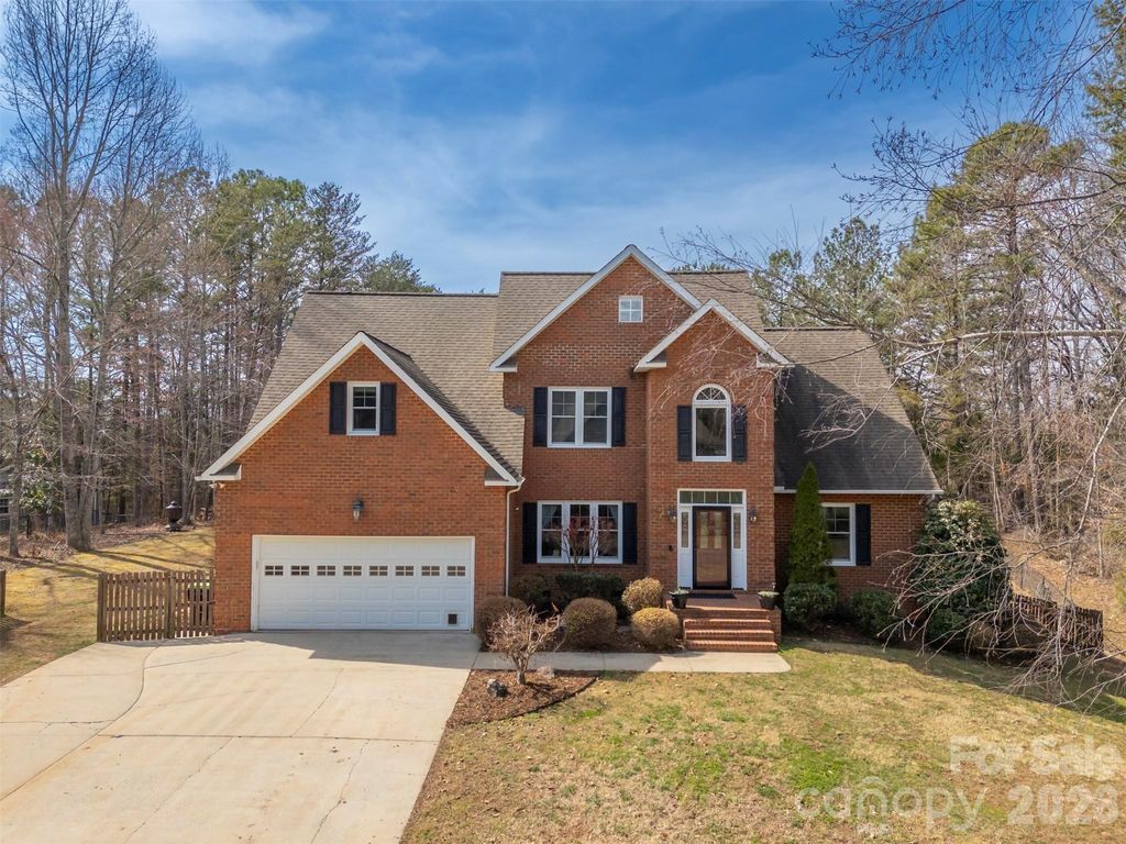 391 Chisholm Trail, Rutherfordton, NC 28139