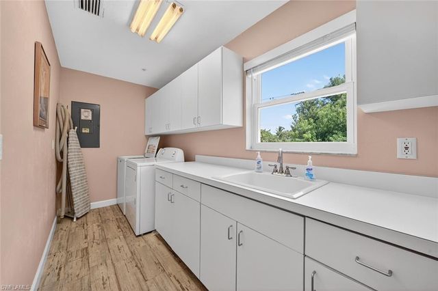 15301 Captiva DR, Captiva, FL 33924