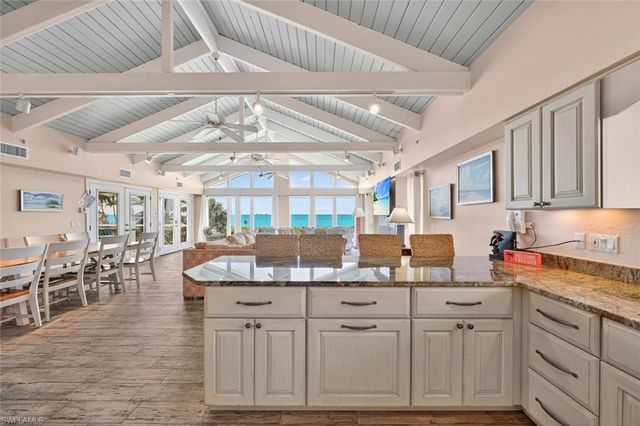 15301 Captiva DR, Captiva, FL 33924