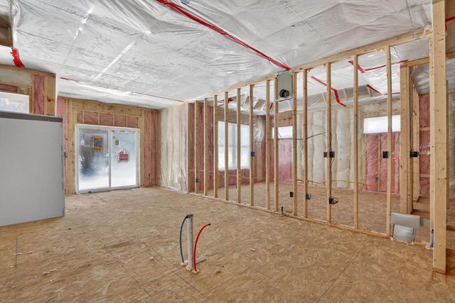 4255 Huntinghorne Drive, Janesville, WI 53546