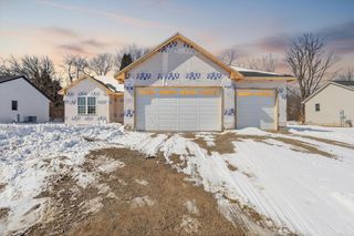 4255 Huntinghorne Drive, Janesville, WI 53546