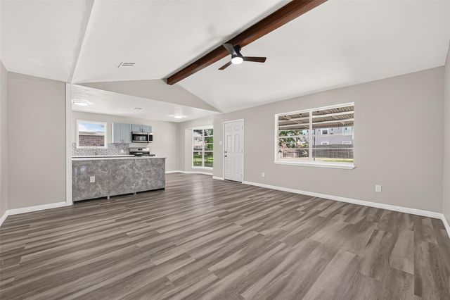 2013 Long Dr, Richmond, TX 77469