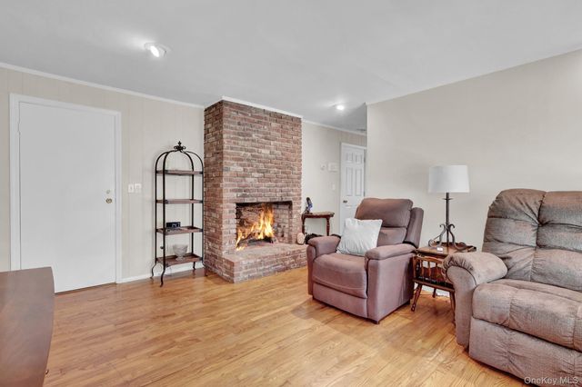 121 Old Field Road, Huntington, NY 11743
