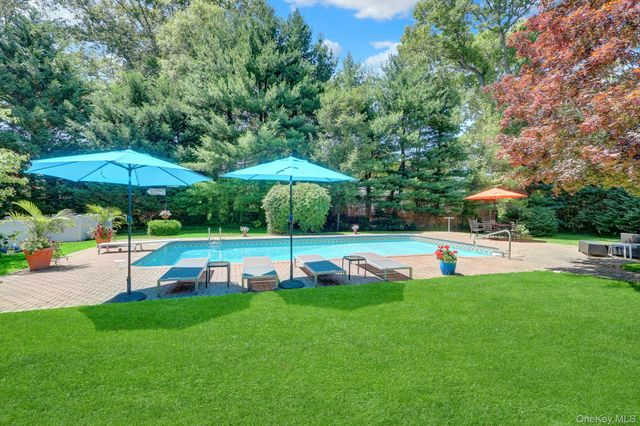 121 Old Field Road, Huntington, NY 11743