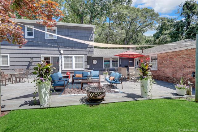 121 Old Field Road, Huntington, NY 11743
