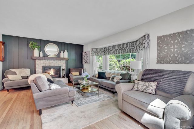 121 Old Field Road, Huntington, NY 11743