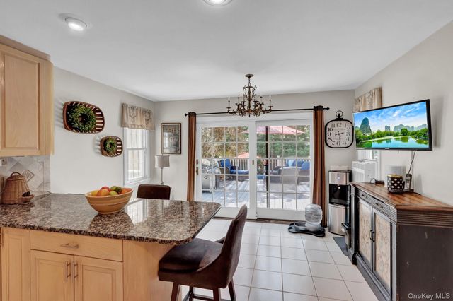 121 Old Field Road, Huntington, NY 11743