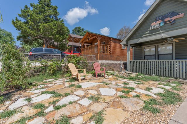 158 Bears Paw Way, Hollister, MO 65672