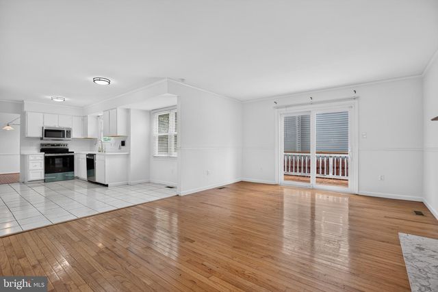 5201 ALDERSHOT DR, Lanham, MD 20706