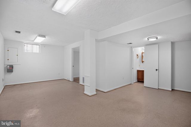 5201 ALDERSHOT DR, Lanham, MD 20706