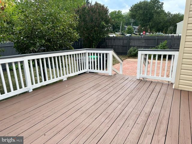 5201 ALDERSHOT DR, Lanham, MD 20706