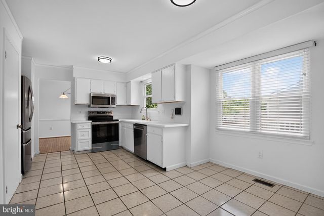 5201 ALDERSHOT DR, Lanham, MD 20706