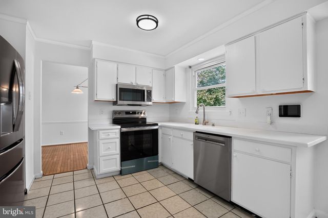 5201 ALDERSHOT DR, Lanham, MD 20706