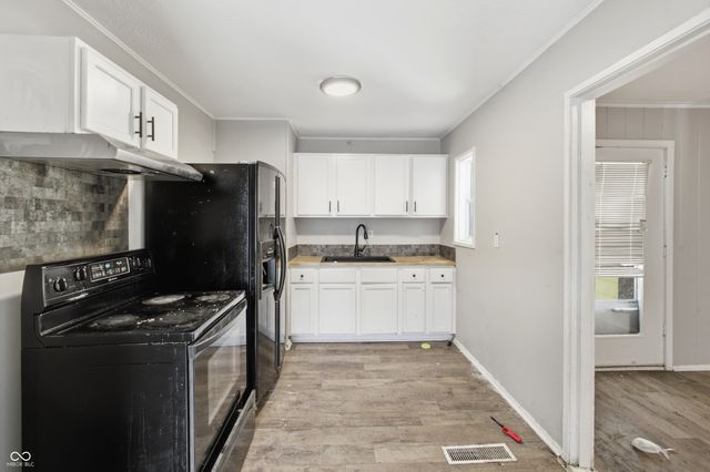 4823 Thrush Drive, Indianapolis, IN 46224
