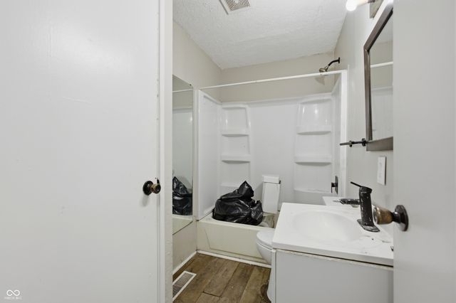 4823 Thrush Drive, Indianapolis, IN 46224
