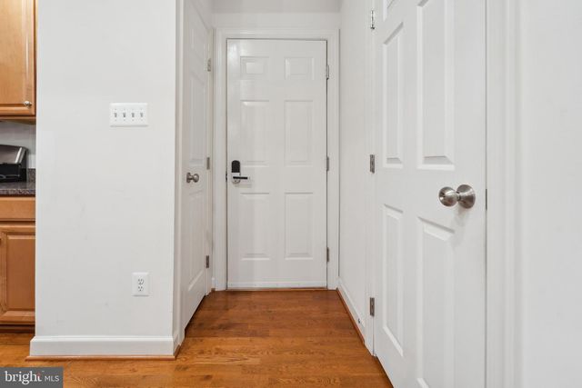 5722 CALLCOTT WAY, Alexandria, VA 22312