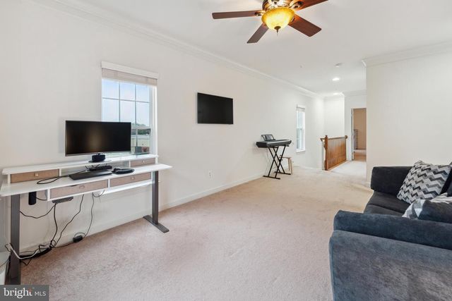 5722 CALLCOTT WAY, Alexandria, VA 22312