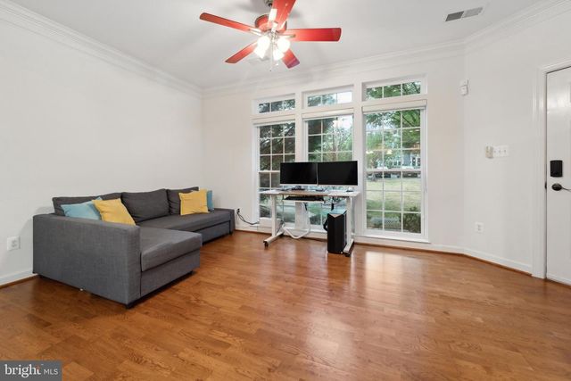 5722 CALLCOTT WAY, Alexandria, VA 22312