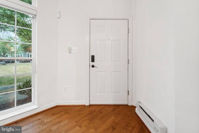 5722 CALLCOTT WAY, Alexandria, VA 22312