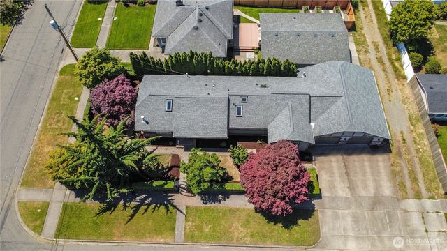 1302 N Cheyenne Street, Tacoma, WA 98406