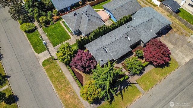 1302 N Cheyenne Street, Tacoma, WA 98406