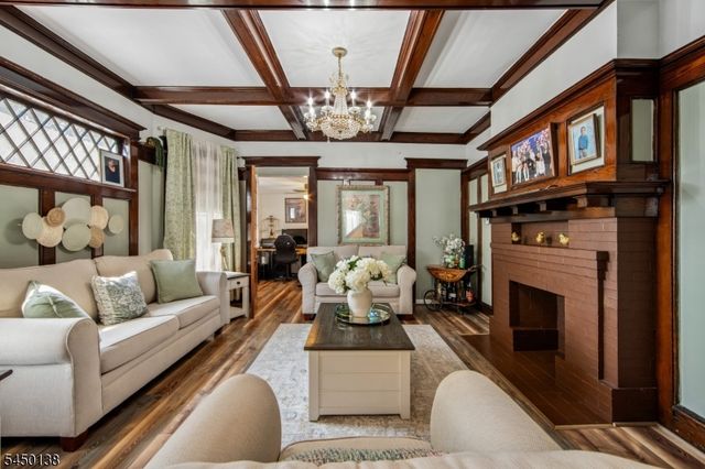 826 Degraw Ave, Newark City, NJ 07104