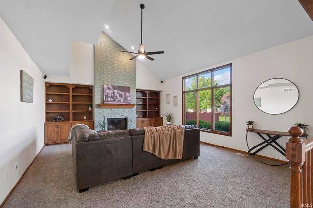 2335 Pine Point Cove, Fort Wayne, IN 46814
