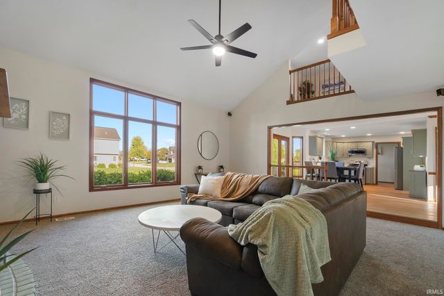 2335 Pine Point Cove, Fort Wayne, IN 46814