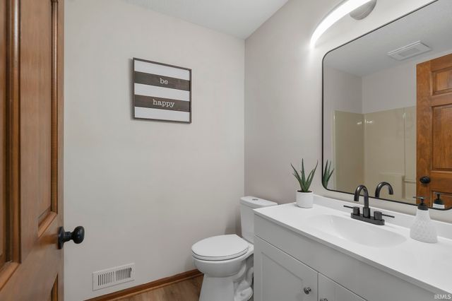 2335 Pine Point Cove, Fort Wayne, IN 46814