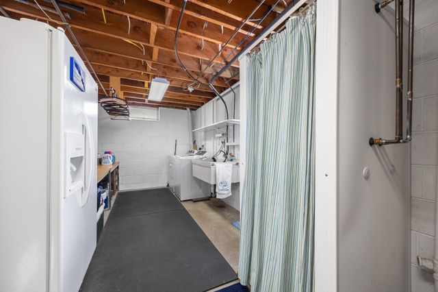 6825 N Shore Drive, Greenfield, MN 55373