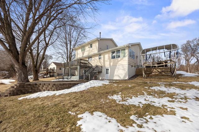 6825 N Shore Drive, Greenfield, MN 55373