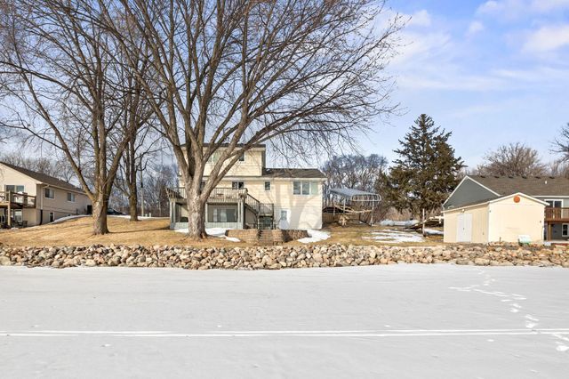 6825 N Shore Drive, Greenfield, MN 55373