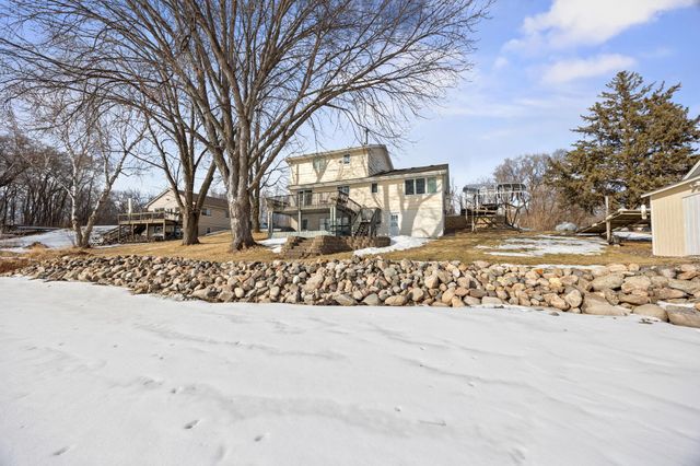 6825 N Shore Drive, Greenfield, MN 55373