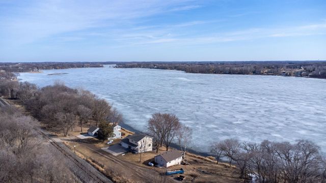 6825 N Shore Drive, Greenfield, MN 55373