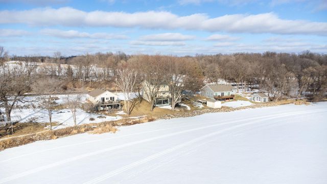 6825 N Shore Drive, Greenfield, MN 55373