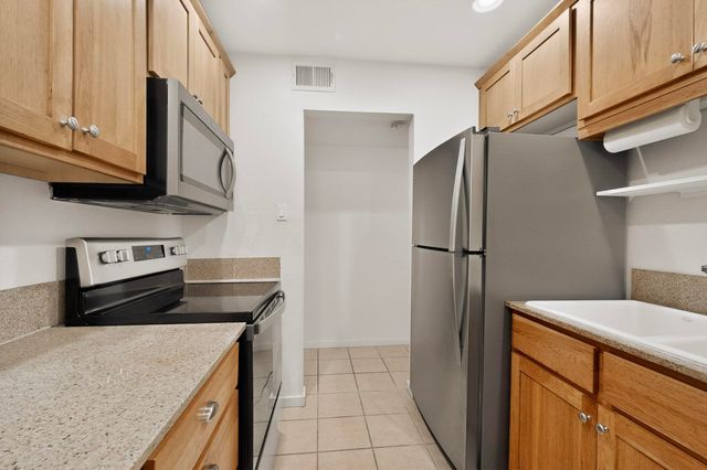 601 San Mateo 27, Santa Fe, NM 87505