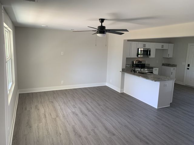 2115 Dabbs Ave, Nashville, TN 37217
