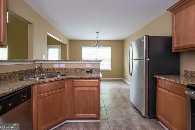 4678 Ravenwood Loop, Union City, GA 30291