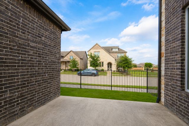 1571 Amesbury Way, Farmers Branch, TX 75234
