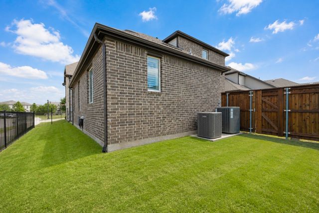 1571 Amesbury Way, Farmers Branch, TX 75234
