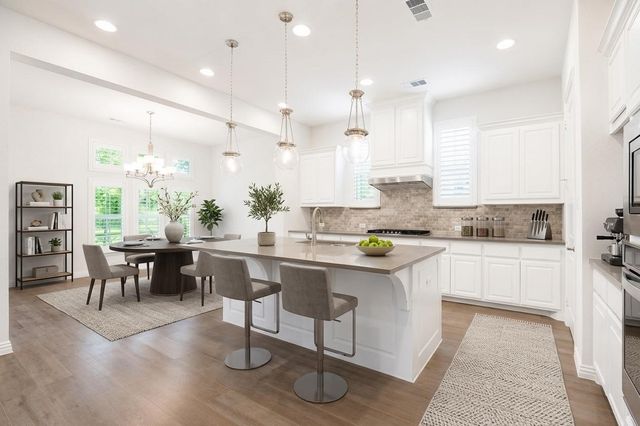 1571 Amesbury Way, Farmers Branch, TX 75234