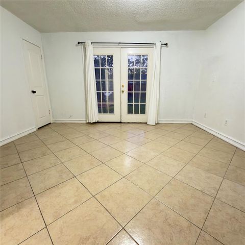 6406 Tall Willow Drive, Houston, TX 77088