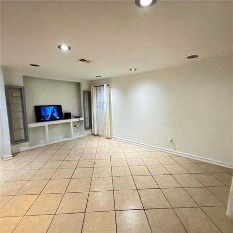 6406 Tall Willow Drive, Houston, TX 77088