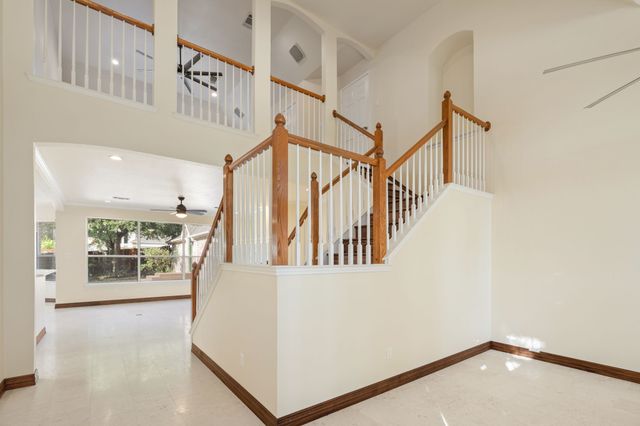 1718 Lake Bluff Drive, Garland, TX 75043