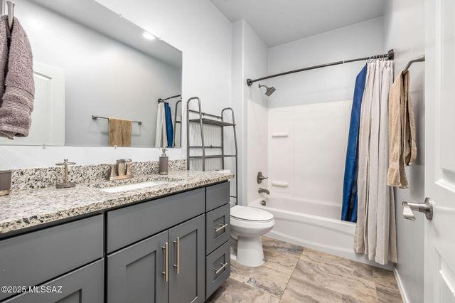 6585 W Michigan Street, Tucson, AZ 85735