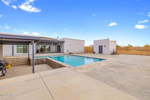 6585 W Michigan Street, Tucson, AZ 85735